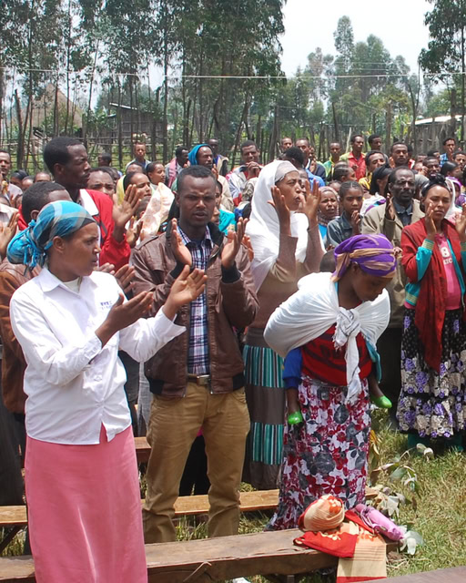 Give Bibles to Christians in Africa »